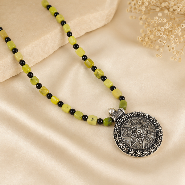 Parvika Flower With Green Bead Silver Necklace