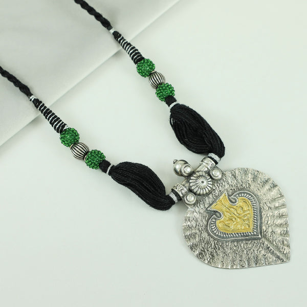 Elegant Paan Design Black Thread Silver Necklace