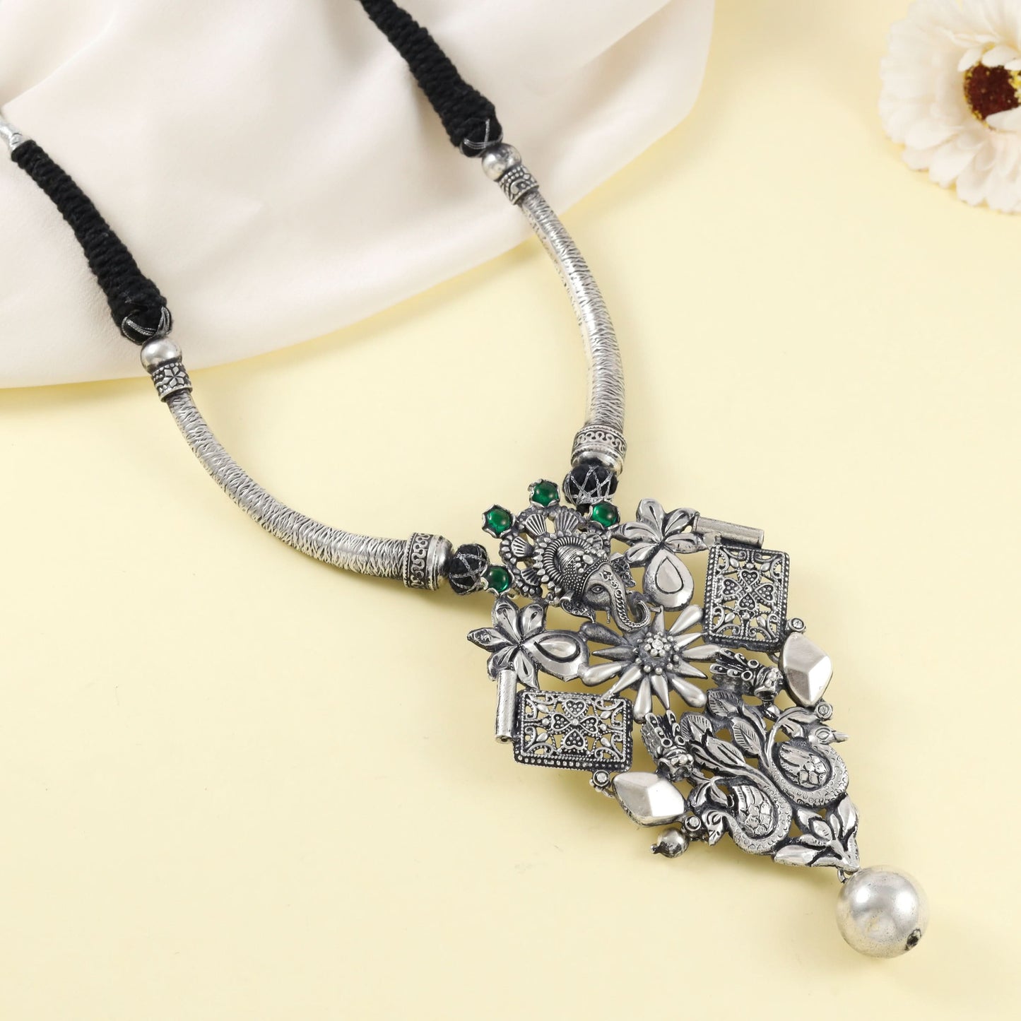 Veda Ganesh White Pearl Silver Necklace