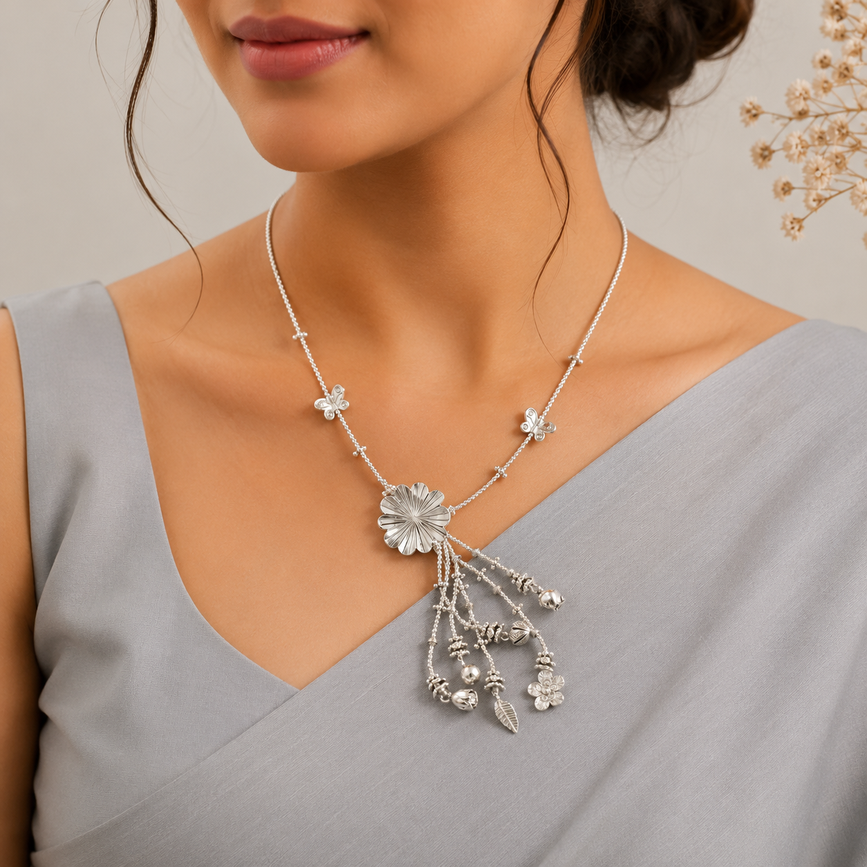 Bhavya Floral Leaf Motifs Silver Necklace