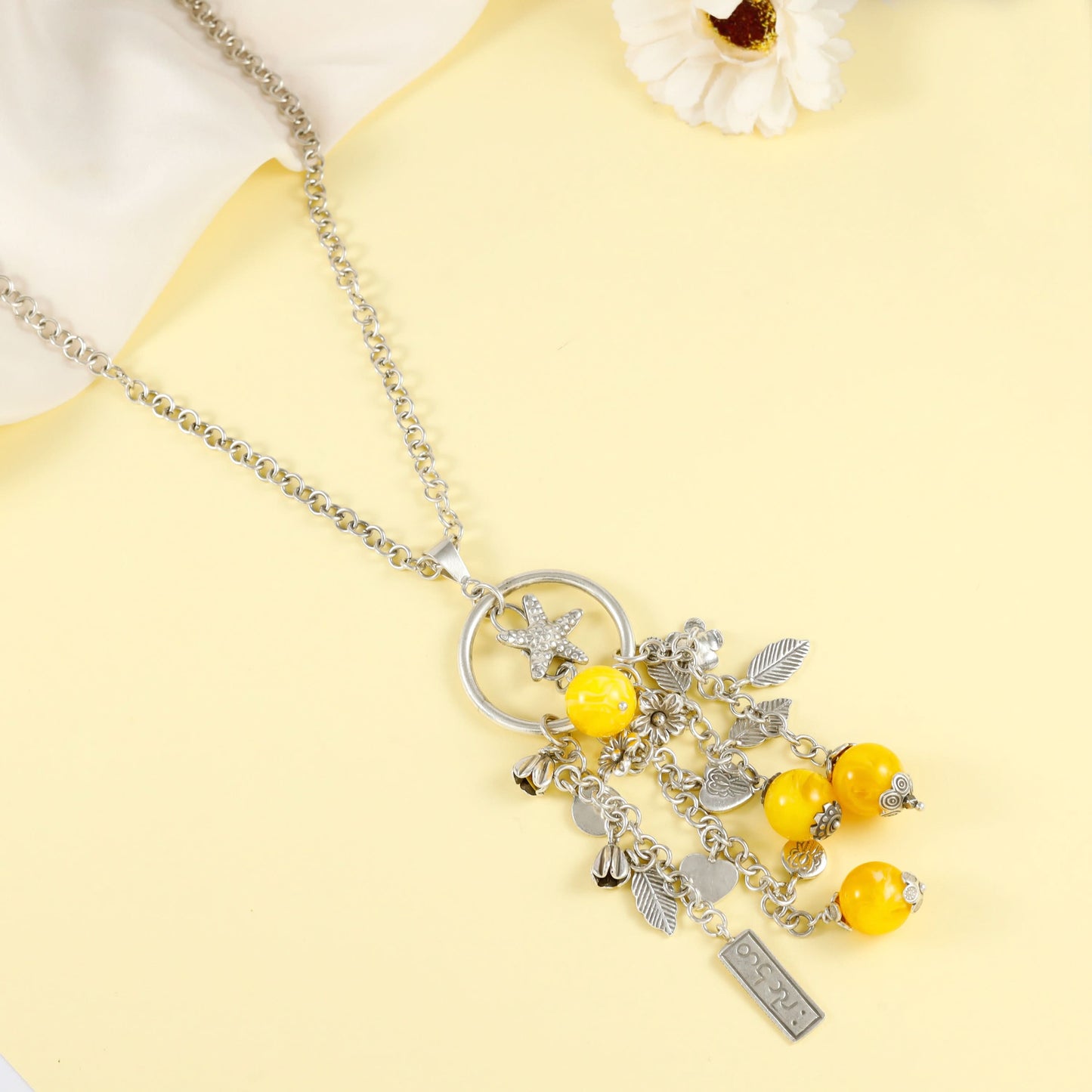 Elegant Yellow  Chain With Pendant