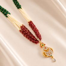 Pallavi Rajwadi Navratna Pendant Gold Necklace