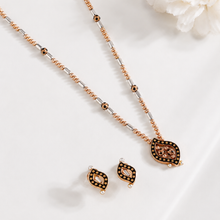 Virnda Graceful Black Enamel Gold Necklace Set