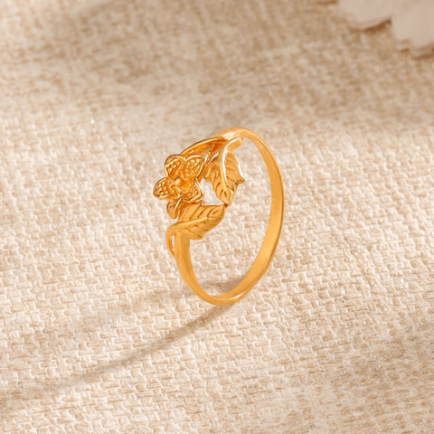 Diya Leafy Bloom Charm Gold Ring