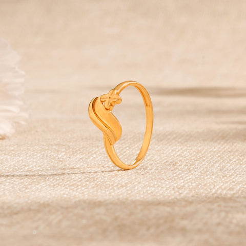 Vedika Soft Twist Gold Ring