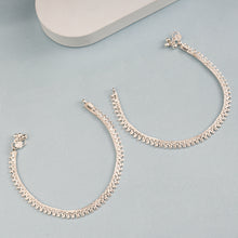 Pari Grace Line Silver Anklets