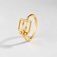 Kavya Floral Frame Gold Ring