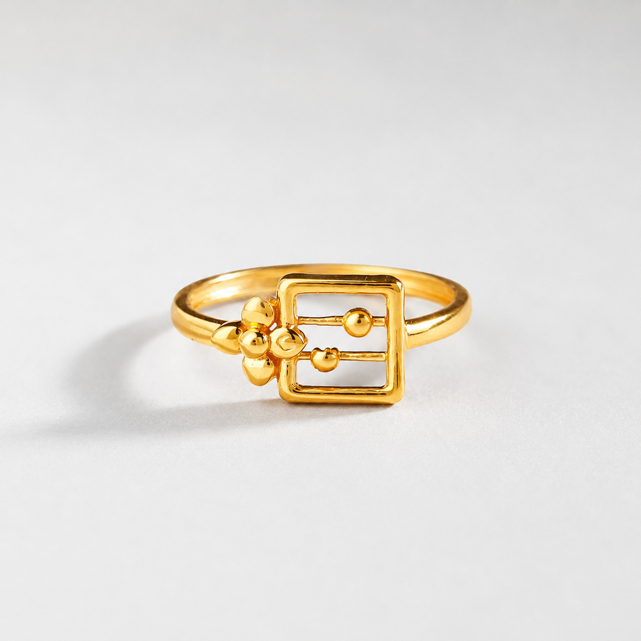 Kavya Floral Frame Gold Ring