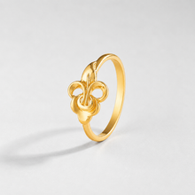 Divya Luxe Blossom Motif Gold Ring