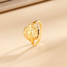 Kriti Golden Floral Radiance Gold Ring