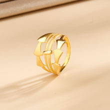 Zoya Linear Luxe Gold Ring