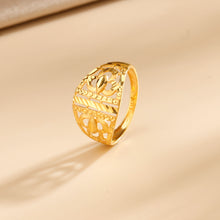 Meera Royal Filigree Gold Ring