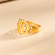 Meera Royal Filigree Gold Ring