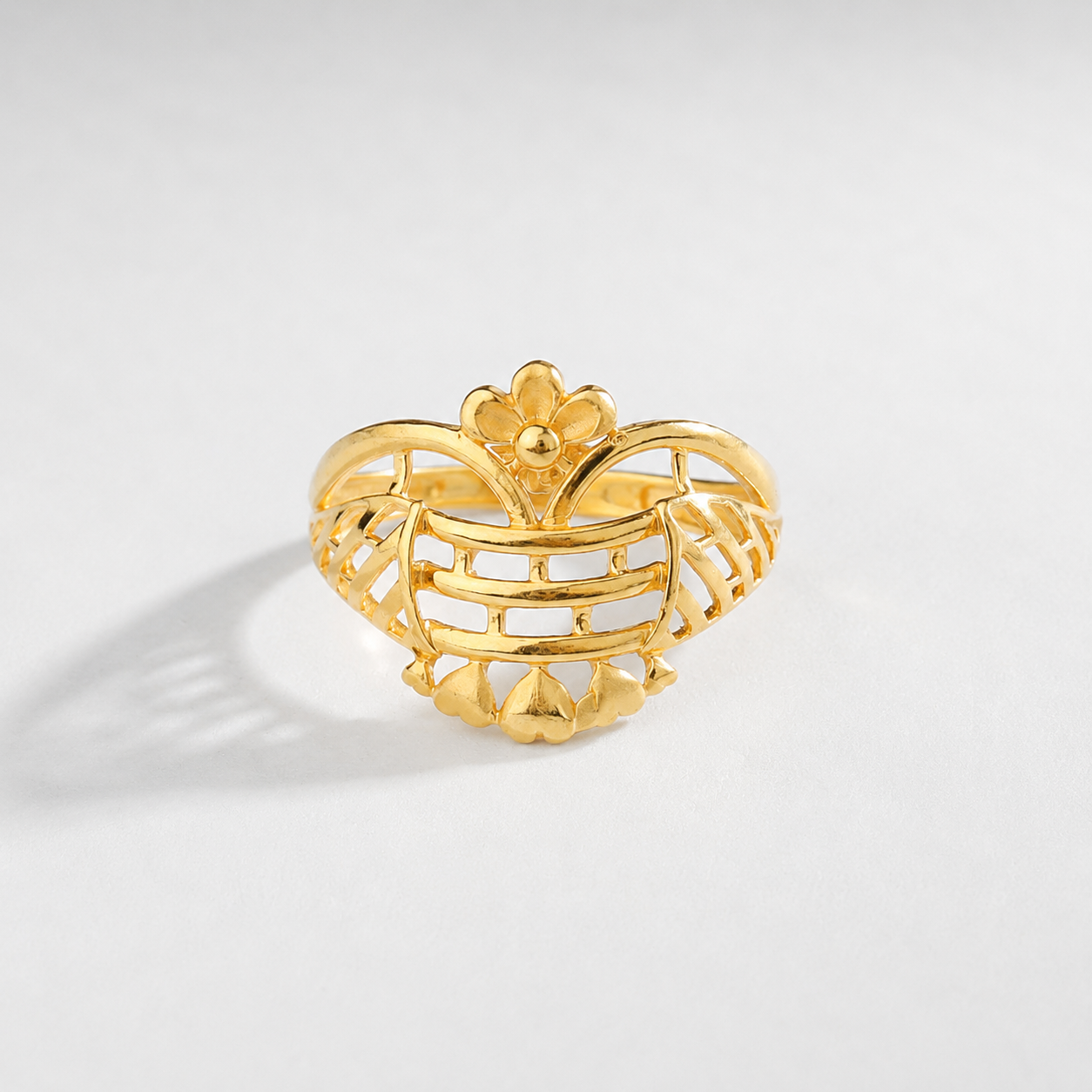 Eshika Regal Bloom Gold Ring