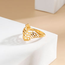 Eshika Regal Bloom Gold Ring