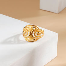 Saanvi Orbit Design Gold Ring
