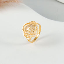 Bhavya Elegant Clover Gold Ring