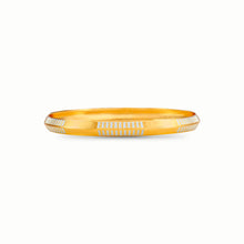 Raj Strong Sleek And Stylish Gold Kada