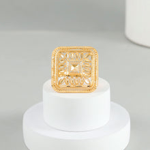 Rashmi Zoro Frame Glow Gold Ring