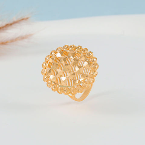 Kavya Artistic Round Gold Ring