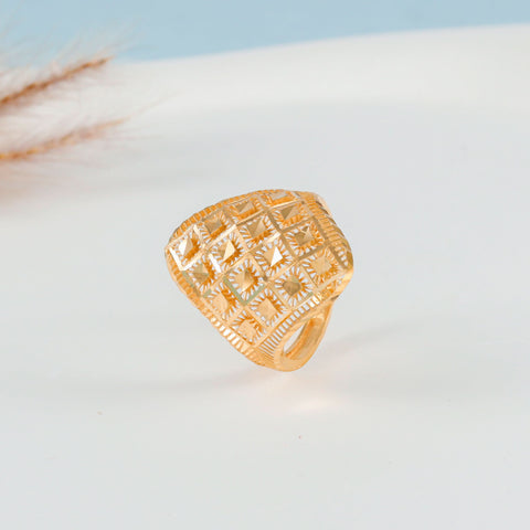 Mahi Royal Square Mesh Gold Ring