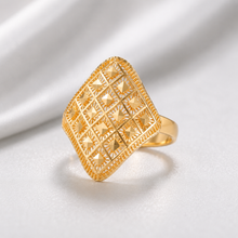 Mahi Royal Square Mesh Gold Ring