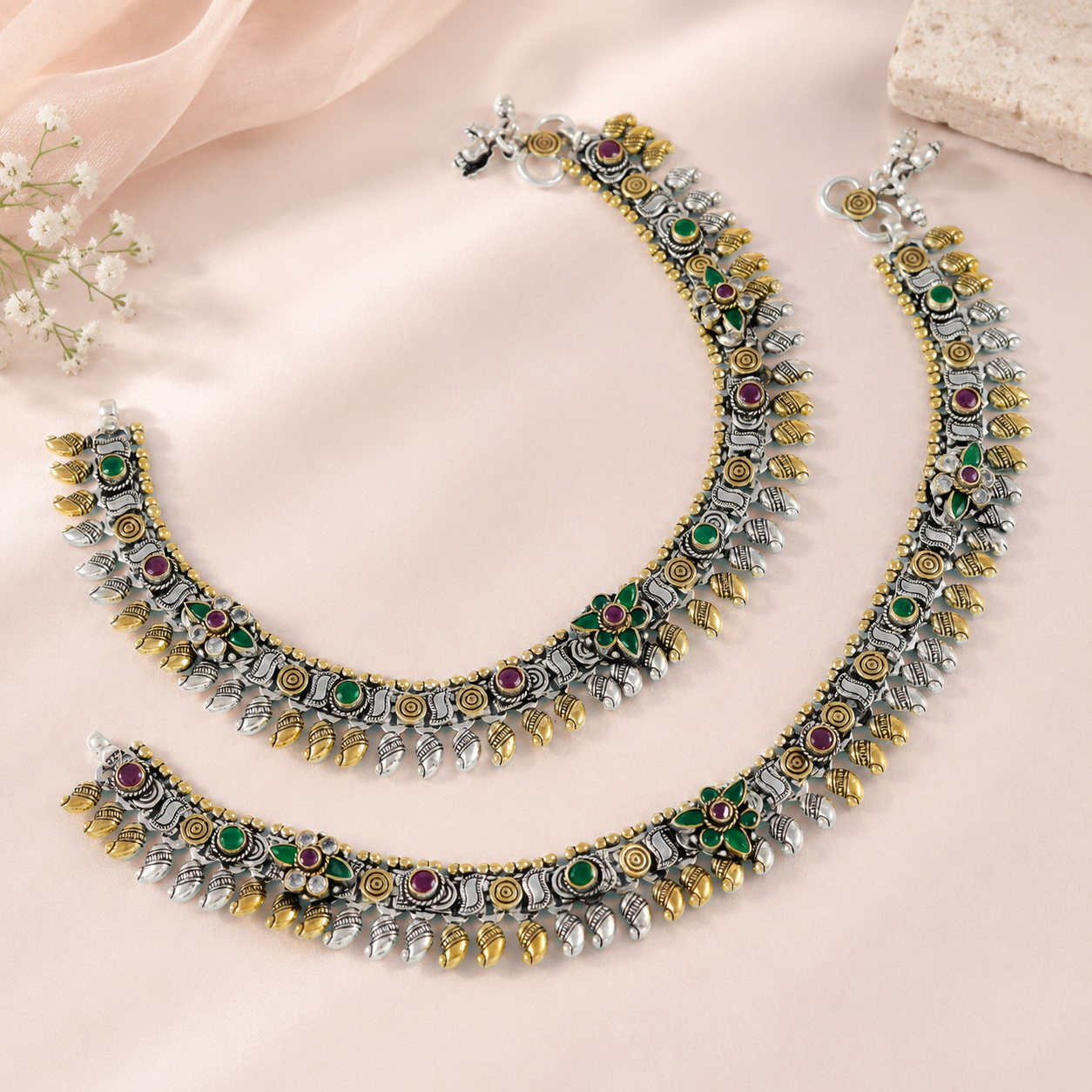 Komal Leaf Bloom Silver Anklets