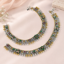 Komal Leaf Bloom Silver Anklets