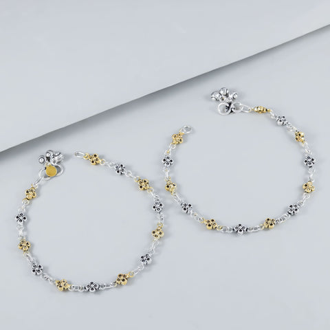 Ishita Pearl Dot Silver Anklets