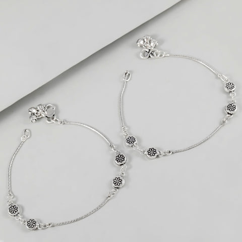 Tiana Floral Essence Silver Anklets