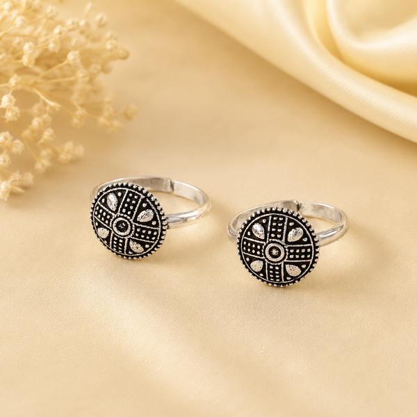 Monika Antique Pattern Silver Toe Rings