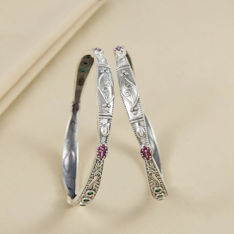Vamika Antique Gemstone Pattern Silver Bangles