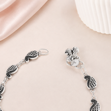 Rashmi Classic Kairi Link Silver Anklets