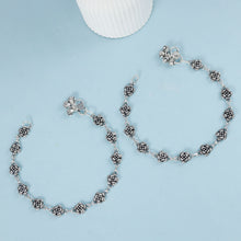 Deepika Delicate Flower Chain Anklets