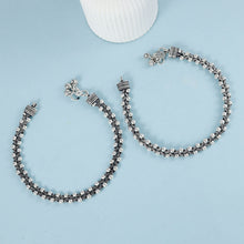 Ruhika Beaded Twist Silver Anklets