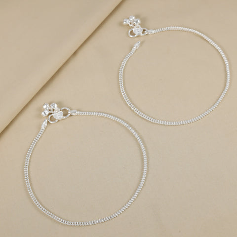 Apoorva Classic Chain Style Silver Anklets