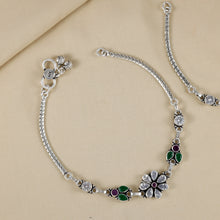 Nisha Emerald Bloom Charm Silver Anklets