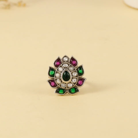 Inaya Antique Kundan Flower Silver Ring