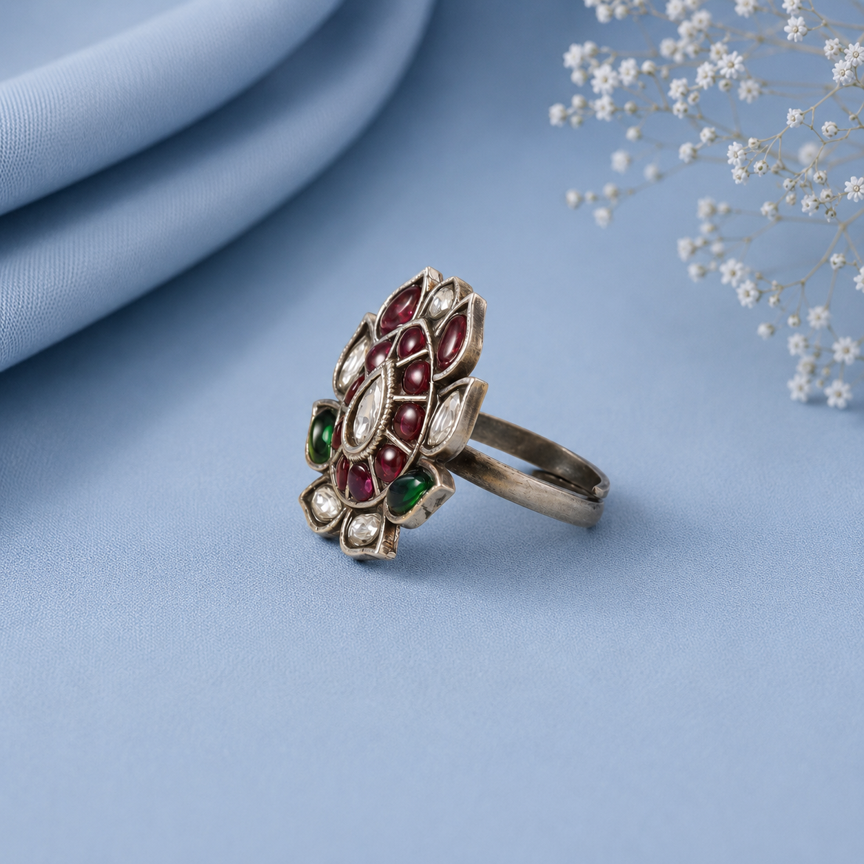 Mahi Classic Lotus Charm Silver Ring