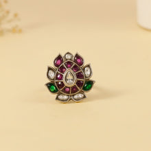 Mahi Classic Lotus Charm Silver Ring