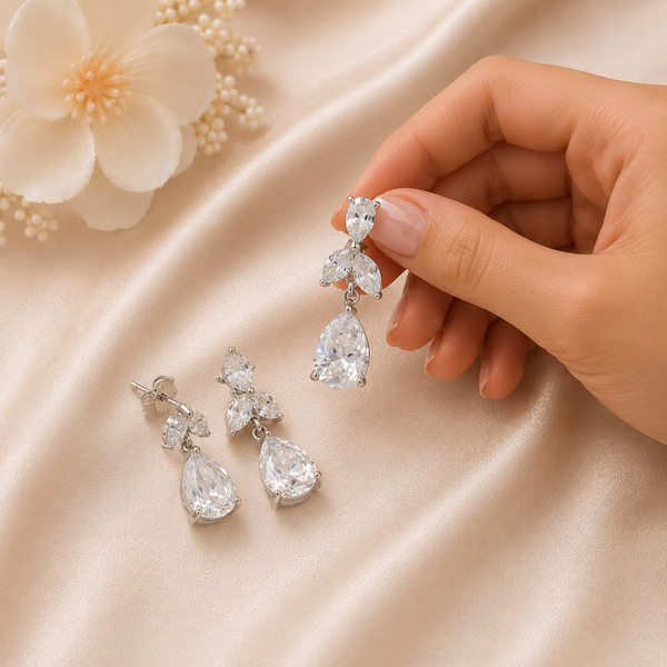 Heena Eternal Teardrop Pendant Set