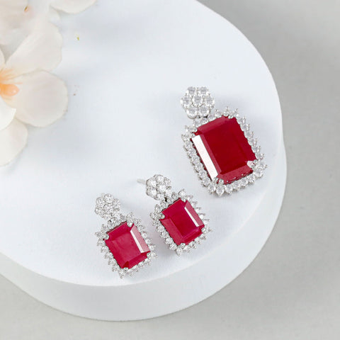 Disha Red Stone Pendant Set