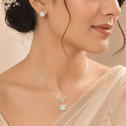 Geeta Timeless Glow Pendant Set