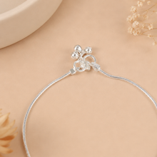 Yashvi Subtle Shine Silver Anklets
