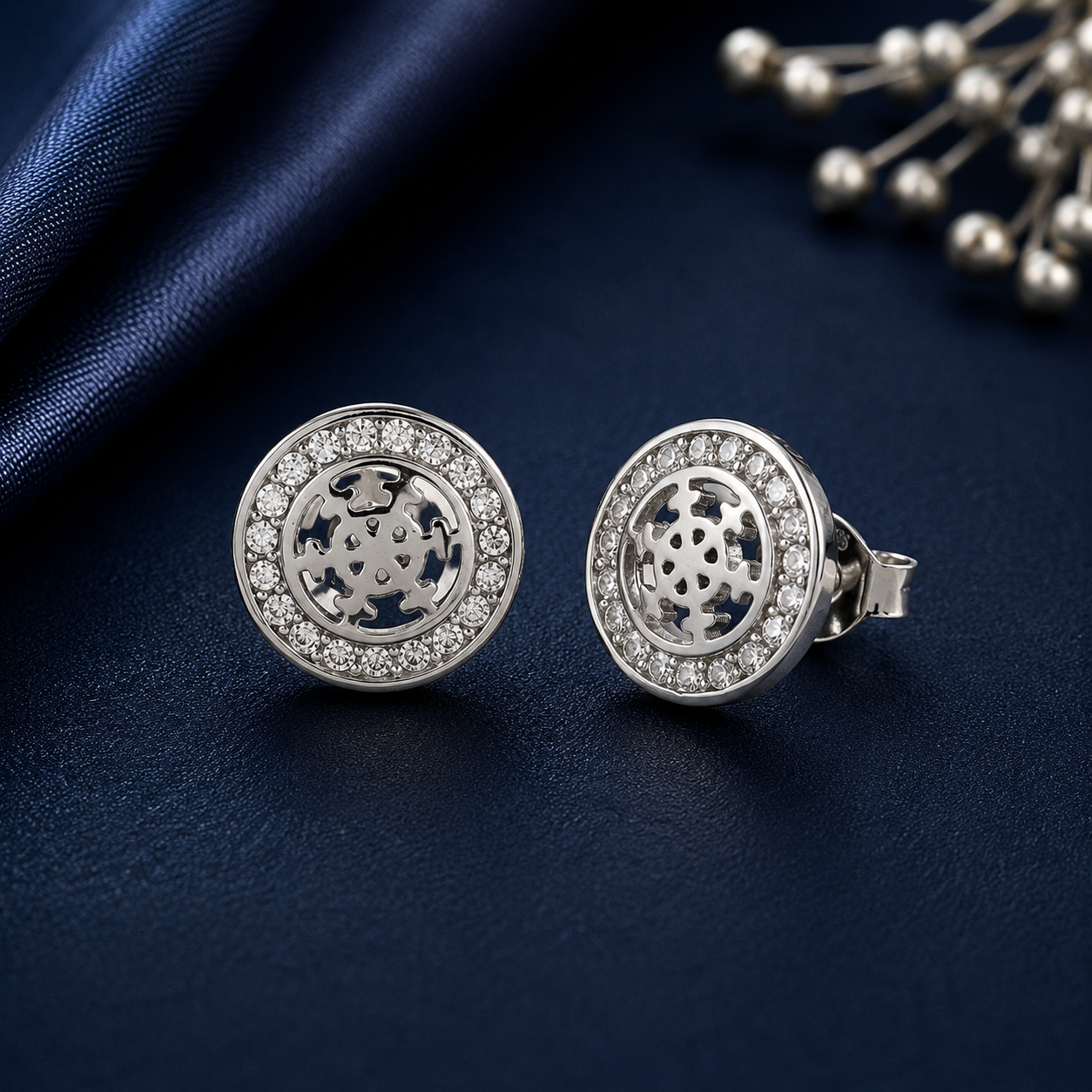Eshita Circular Celestial Glow Silver Earrings