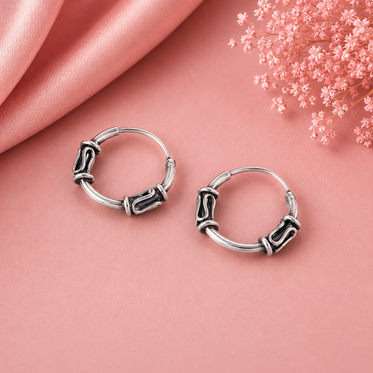 Nitya Sleek Oxidised Silver Bali