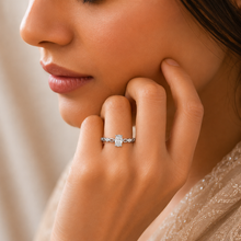 Charvi Oval Bloom Silver Ring