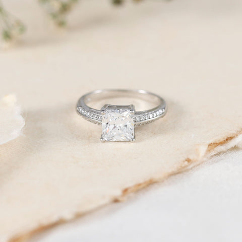 Trisha Subtle Square Glow Silver Ring