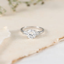 Brilliant Round Charm Silver Ring