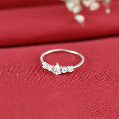 Neha Minimal Pear Shine Silver Ring